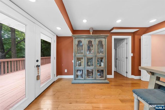 6 Hoover Road, Jefferson Township, NJ 07438