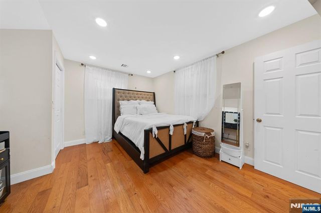 6 Hoover Road, Jefferson Township, NJ 07438