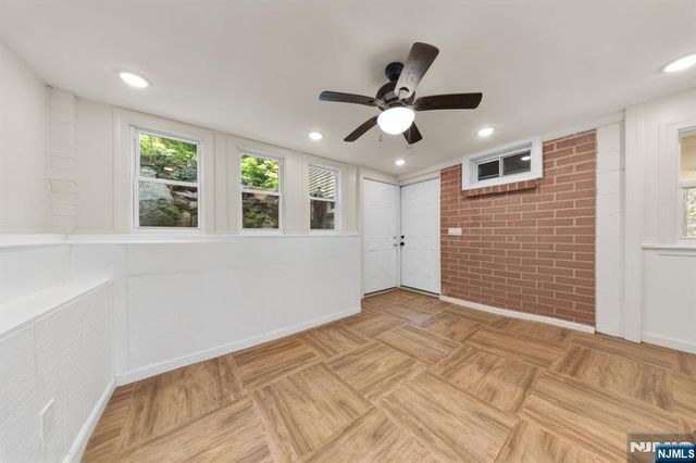 6 Hoover Road, Jefferson Township, NJ 07438