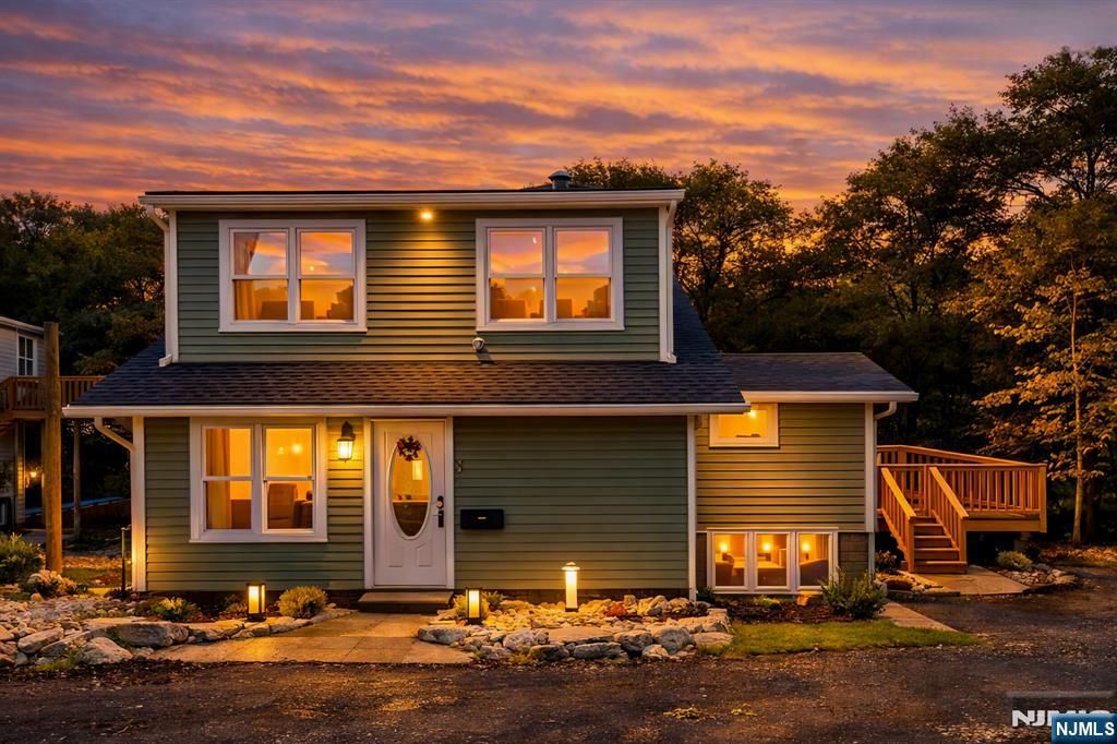 6 Hoover Road, Jefferson Township, NJ 07438