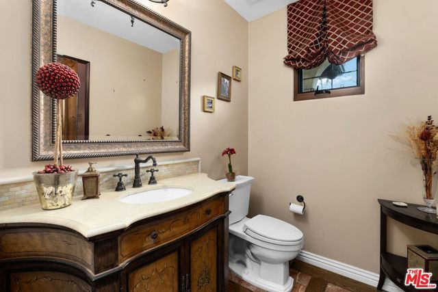 3522 S Barrington Avenue, Los Angeles, CA 90066