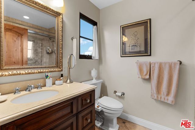 3522 S Barrington Avenue, Los Angeles, CA 90066