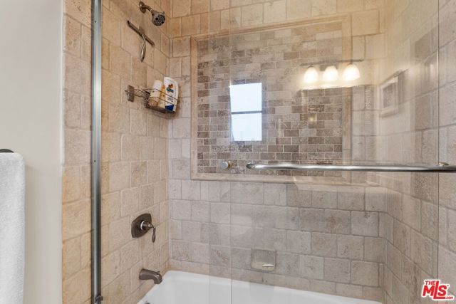 3522 S Barrington Avenue, Los Angeles, CA 90066