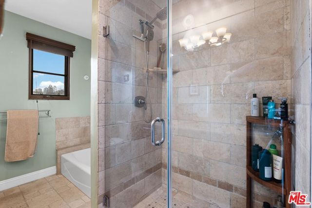 3522 S Barrington Avenue, Los Angeles, CA 90066