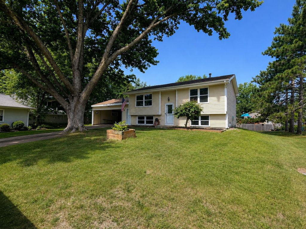 4653 152nd Court, Apple Valley, MN 55124