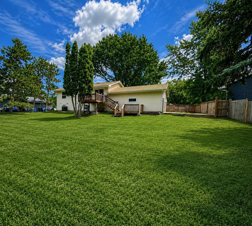 4653 152nd Court, Apple Valley, MN 55124 — photo 2