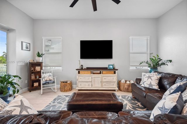 9734 SW Meridian Way, Stuart, FL 34997