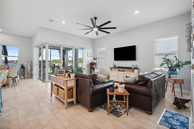 9734 SW Meridian Way, Stuart, FL 34997