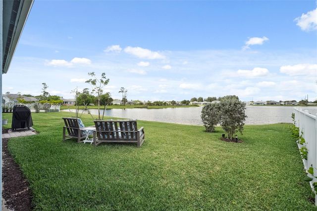 9734 SW Meridian Way, Stuart, FL 34997