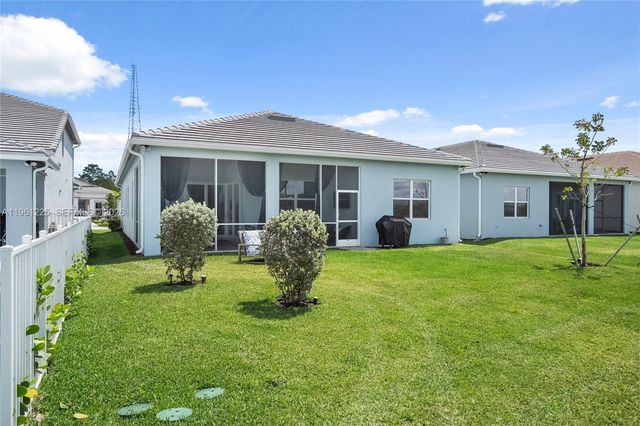 9734 SW Meridian Way, Stuart, FL 34997