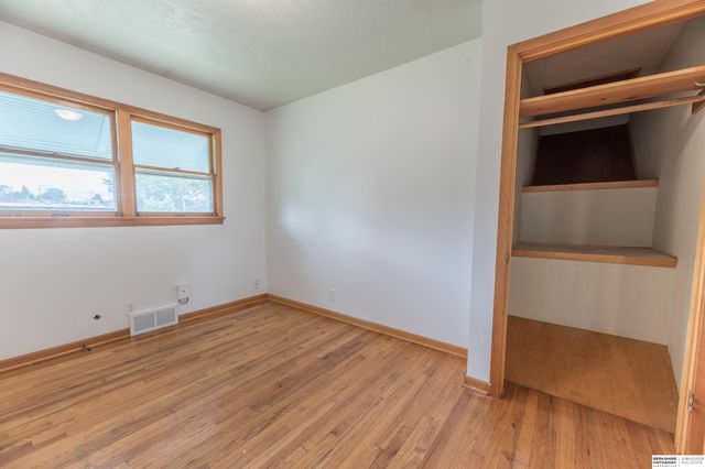 7602 S 35th Street, Bellevue, NE 68147