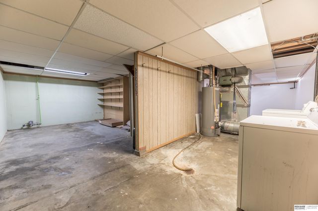 7602 S 35th Street, Bellevue, NE 68147