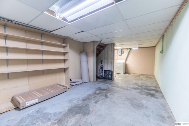7602 S 35th Street, Bellevue, NE 68147