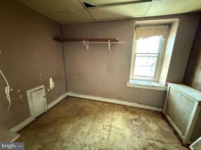 4801 A ST, Philadelphia, PA 19120