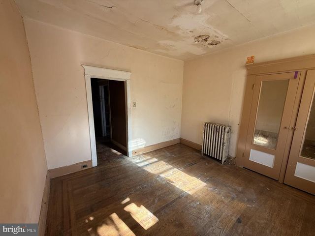4801 A ST, Philadelphia, PA 19120