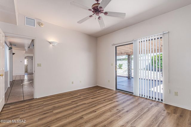 4011 W Gentle Place, Tucson, AZ 85741