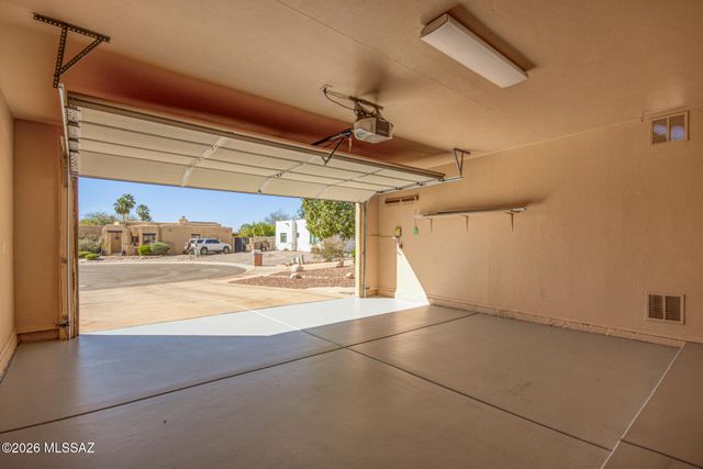 4011 W Gentle Place, Tucson, AZ 85741
