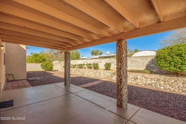 4011 W Gentle Place, Tucson, AZ 85741