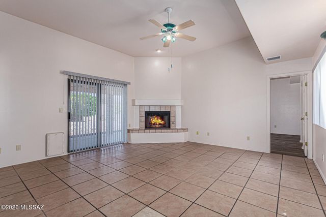 4011 W Gentle Place, Tucson, AZ 85741
