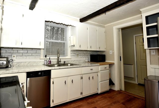 157 Salem St, Rockland, MA 02370