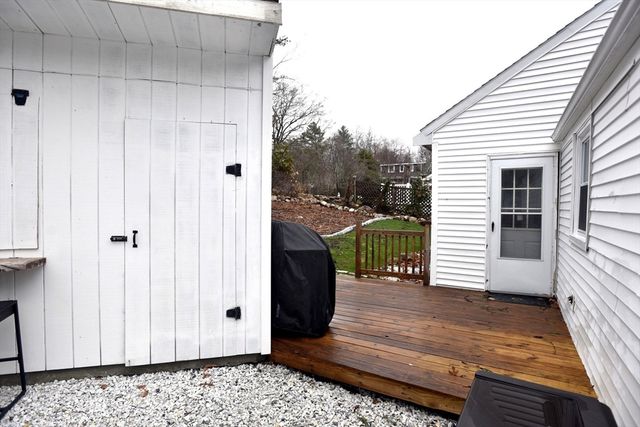 157 Salem St, Rockland, MA 02370