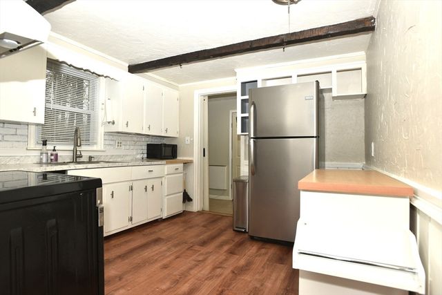 157 Salem St, Rockland, MA 02370