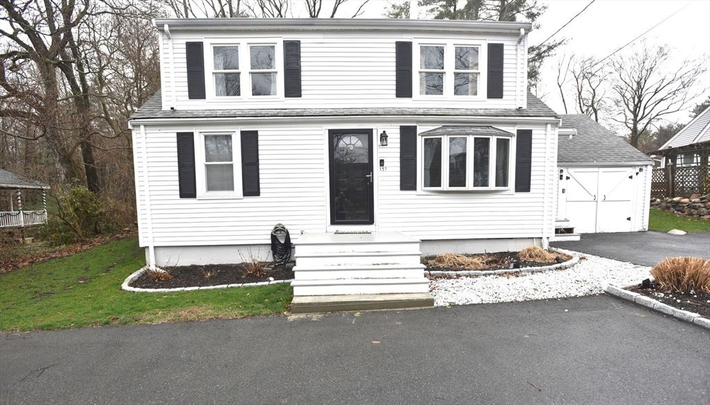 157 Salem St, Rockland, MA 02370