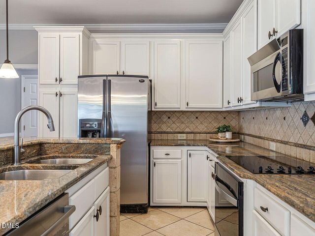 217 Ravenstone Drive, Cary, NC 27518