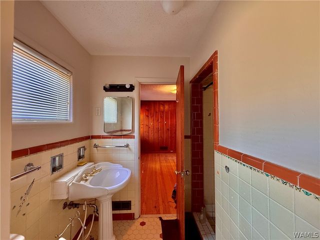 320 Westview, Gardendale, AL 35071