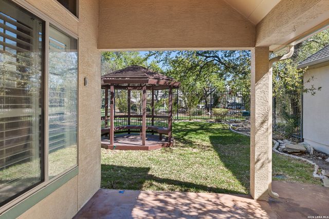 111 Garden Trace, San Antonio, TX 78260