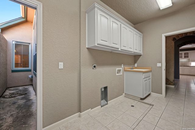 111 Garden Trace, San Antonio, TX 78260