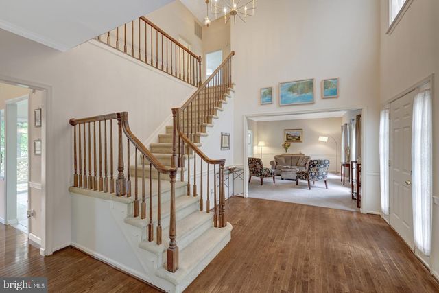 30125 MERCHANT CT, Great Falls, VA 22066