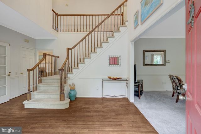 30125 MERCHANT CT, Great Falls, VA 22066