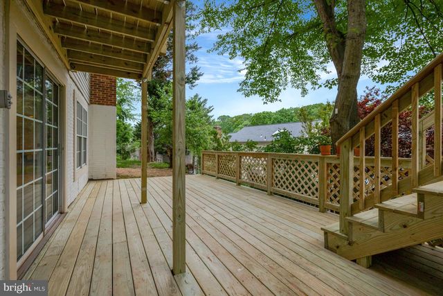 30125 MERCHANT CT, Great Falls, VA 22066