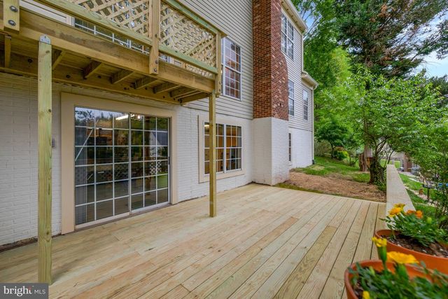 30125 MERCHANT CT, Great Falls, VA 22066
