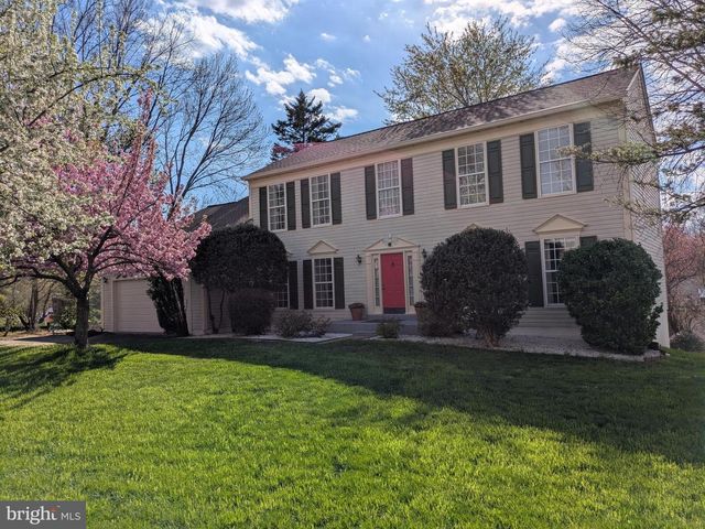 30125 MERCHANT CT, Great Falls, VA 22066