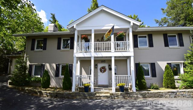 195 Fairway Lane, Blowing Rock, NC 28605