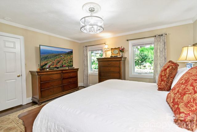 195 Fairway Lane, Blowing Rock, NC 28605