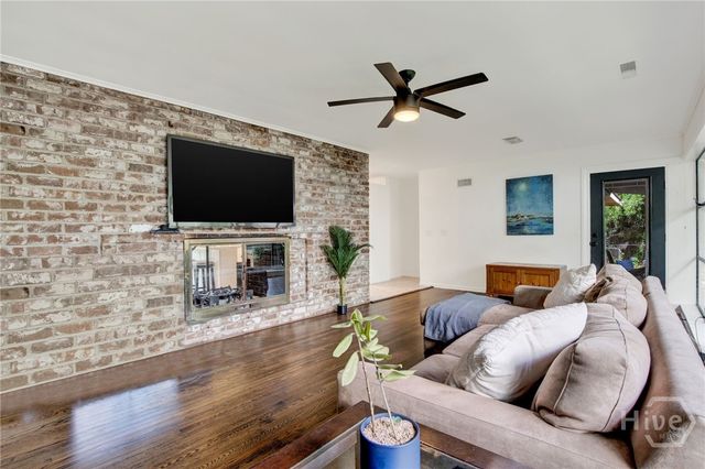 200 Kinzie Avenue, Savannah, GA 31404