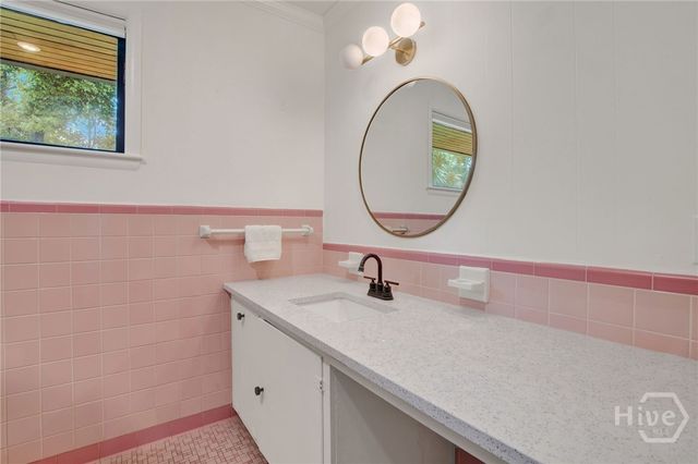 200 Kinzie Avenue, Savannah, GA 31404