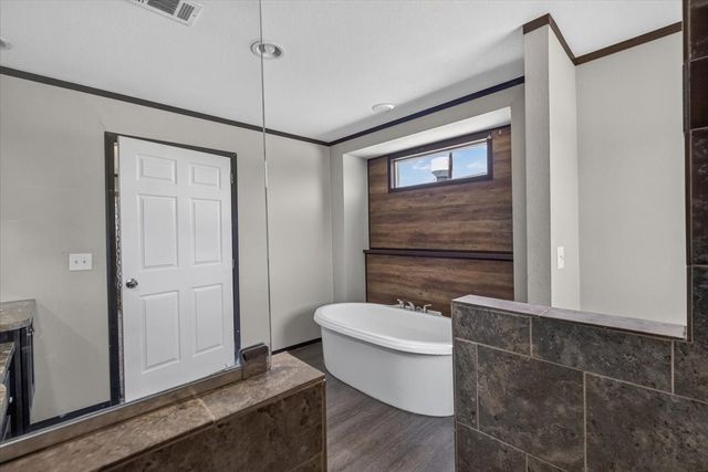 1129 Ragsdale Street, Terrell, TX 75160