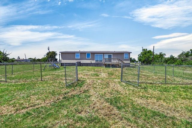 1129 Ragsdale Street, Terrell, TX 75160