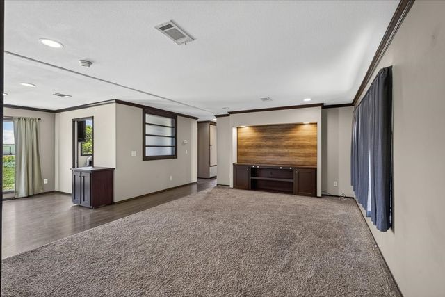 1129 Ragsdale Street, Terrell, TX 75160