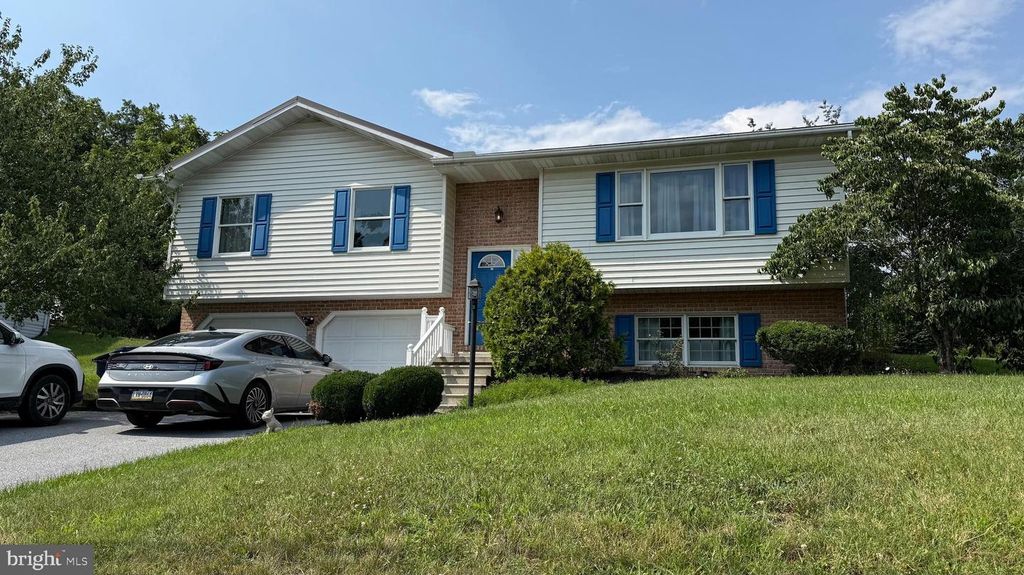 6514 BLUE RIDGE AVE, Harrisburg, PA 17112