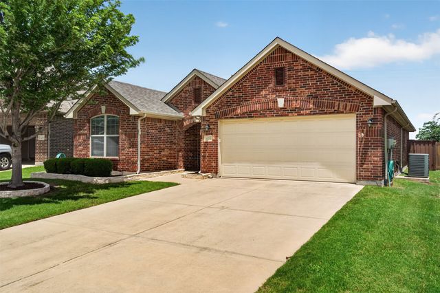 13233 Palancar Drive, Fort Worth, TX 76244