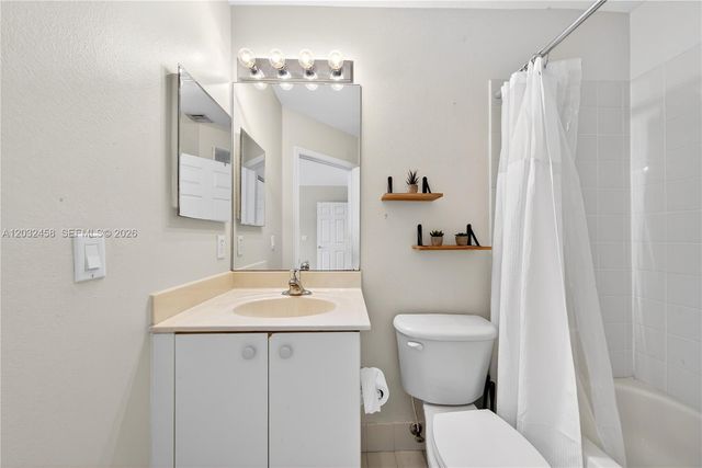2827 SW 83rd Terrace 102, Miramar, FL 33025