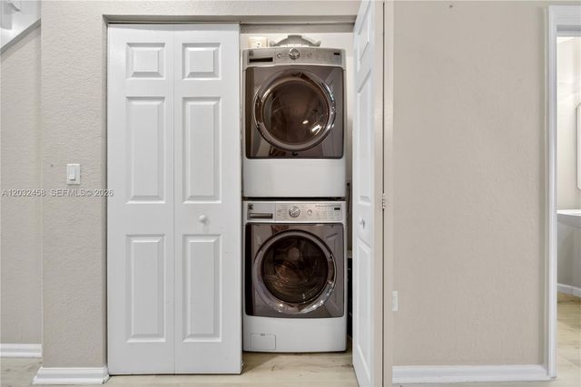 2827 SW 83rd Terrace 102, Miramar, FL 33025
