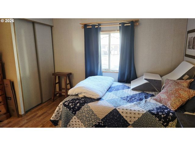 1809 26TH St 77, La Grande, OR 97850