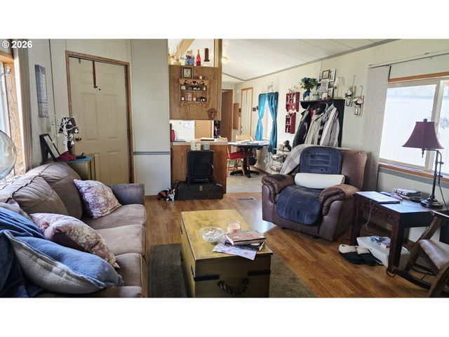 1809 26TH St 77, La Grande, OR 97850