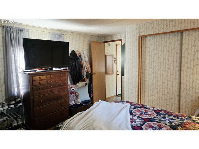 1809 26TH St 77, La Grande, OR 97850